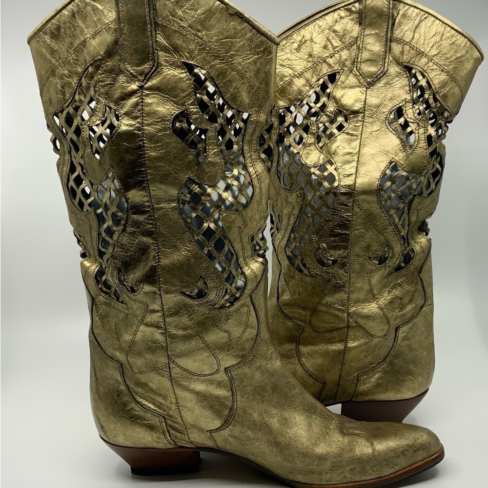 No name golden leather western boots. - Picture 13 of 16